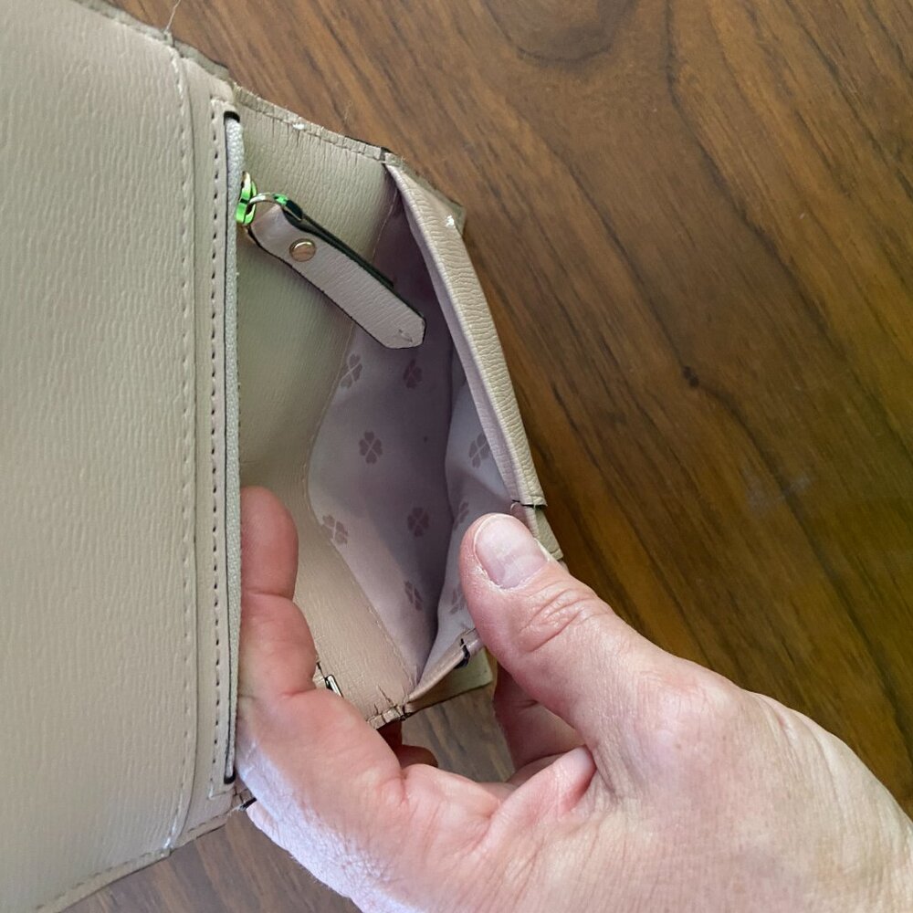 Wallet - Picture 5 of 7